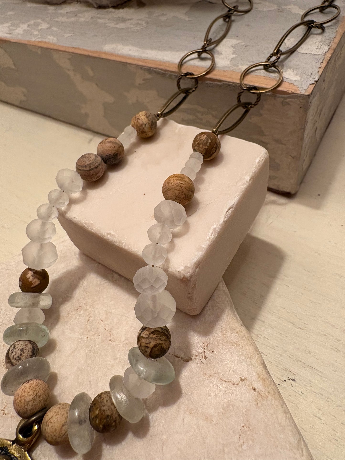 The Keeper – Bee Medallion Necklace (long)