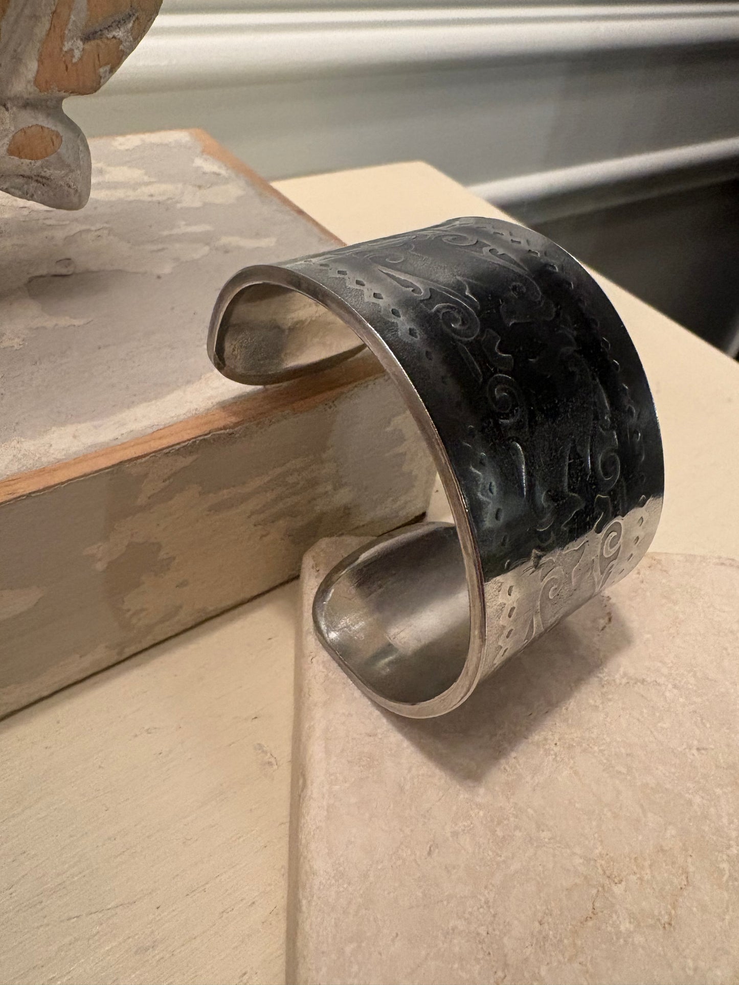 The Nocturne Cuff
